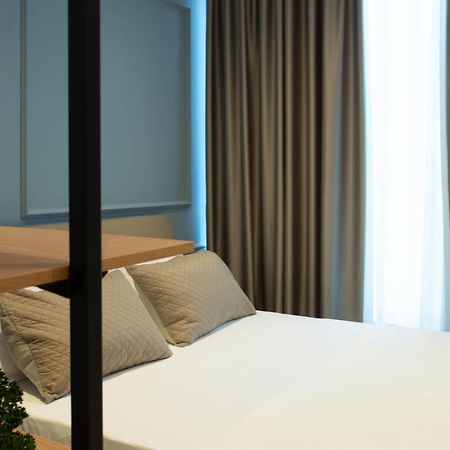 Amau Beach Rooms Durres Bagian luar foto