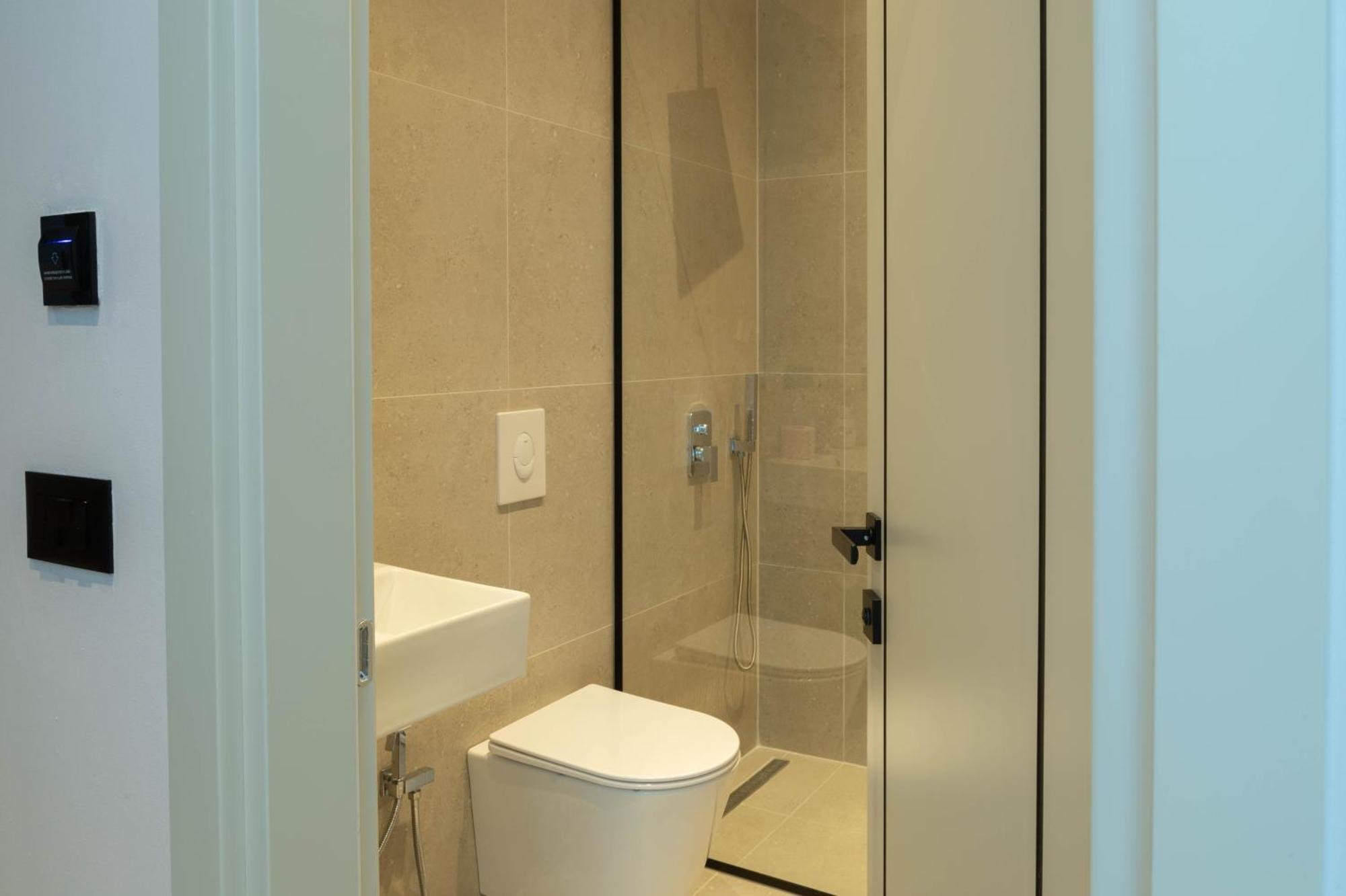 Amau Beach Rooms Durres Bagian luar foto